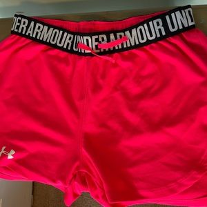 Women’s Under Armour Shorts Size XS
